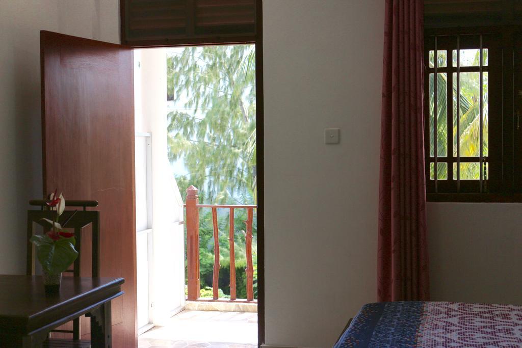 Open Sky Bed & Breakfast Weligama Exterior photo